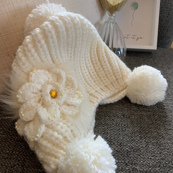 The cutest take on a stocking hat to keep you warm on the coldest of days! - Picture 2 of 4